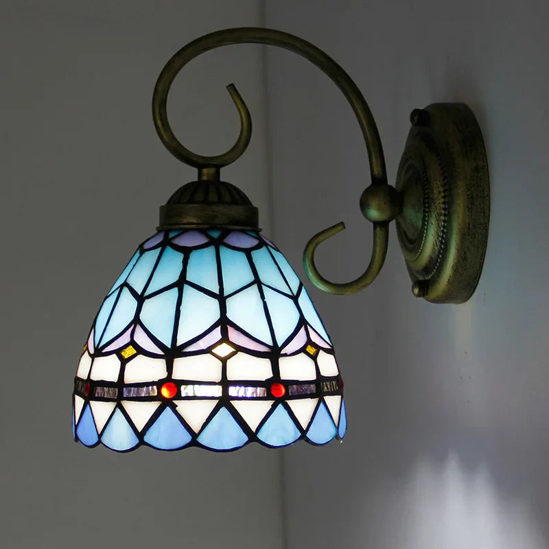 Applique da parete in stile Tiffany con vetri colorati blu e viola