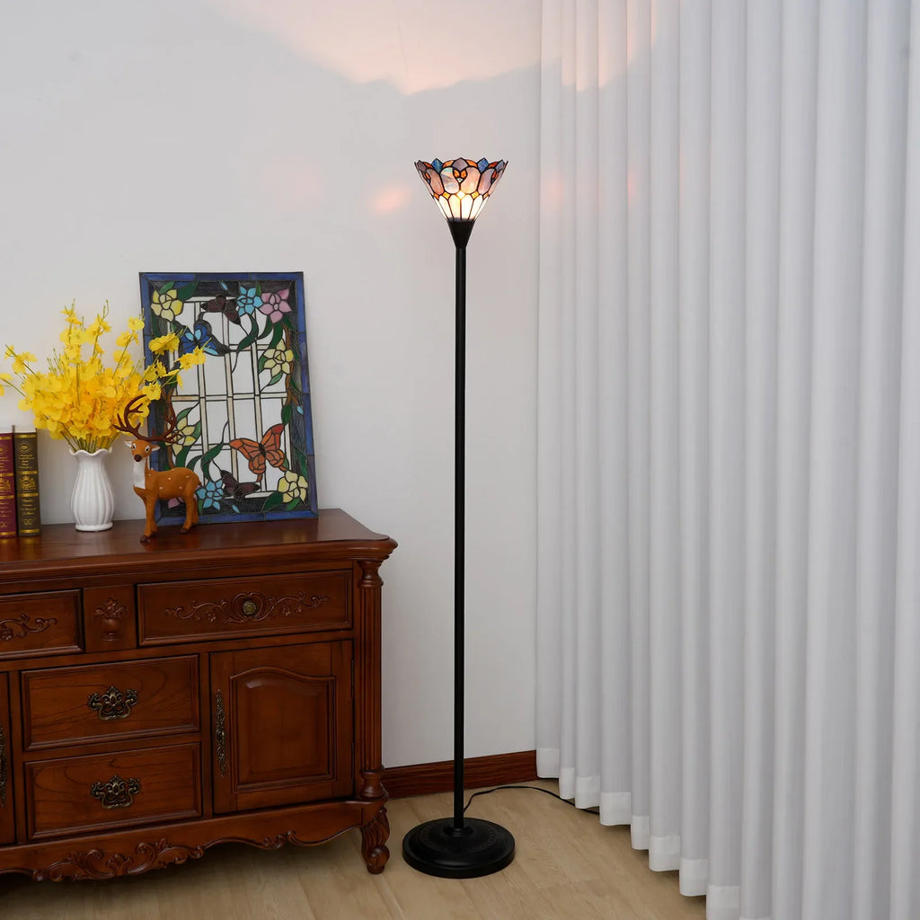 Lampada da terra in vetro colorato in stile Tiffany con fiori e farfalle
