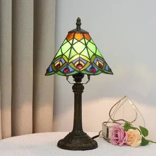 Lampada da tavolo geometrica in vetro Tiffany verde