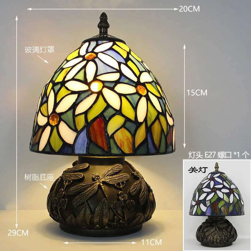Lampada da tavolo Tiffany con margherite e libellule in vetro