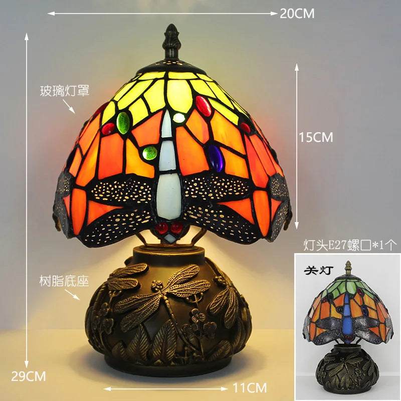 Lampada da tavolo a forma di libellula in stile Tiffany con vetro colorato