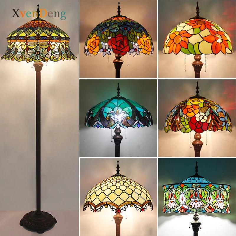 Lampada da terra in stile Tiffany con decorazioni floreali in vetro arancione