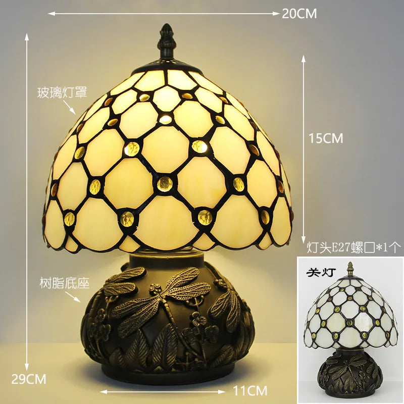 Lampada da tavolo Tiffany in vetro e resina con libellule